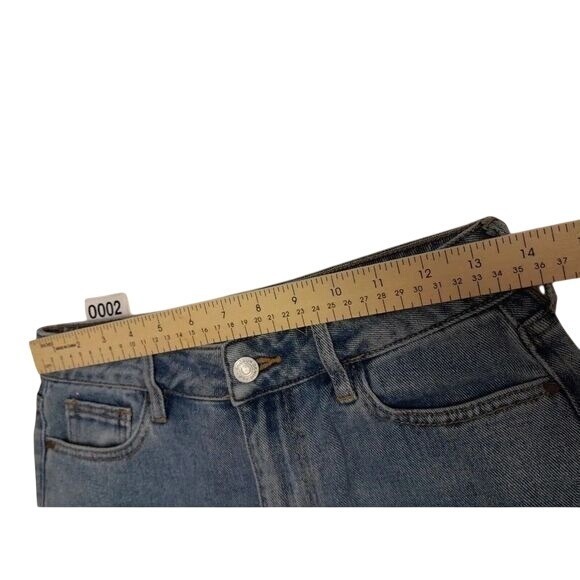 Vintage PacSun Wash High-Rise Distressed Denim Shorts with Raw Hem  Mom Size 25 - Picture 6 of 11